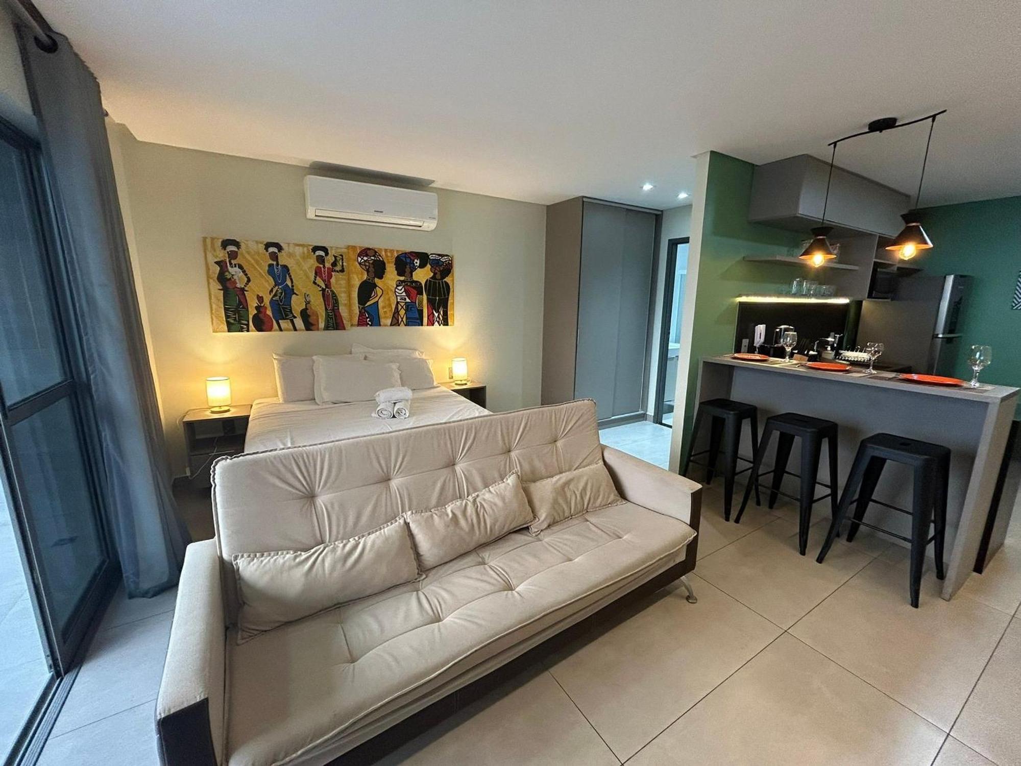 Bela Hospedagem - Design E Conforto No Box 150 - Joao Pessoa — Photos 2